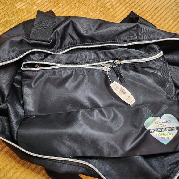 Victoria's Secret tote - Picture 8 of 8